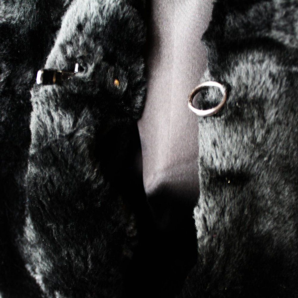 VTG Long Full Length Faux Fur Robe Coat Black Shawl Collar Roll Cuff Hinge Hook - Picture 6 of 10